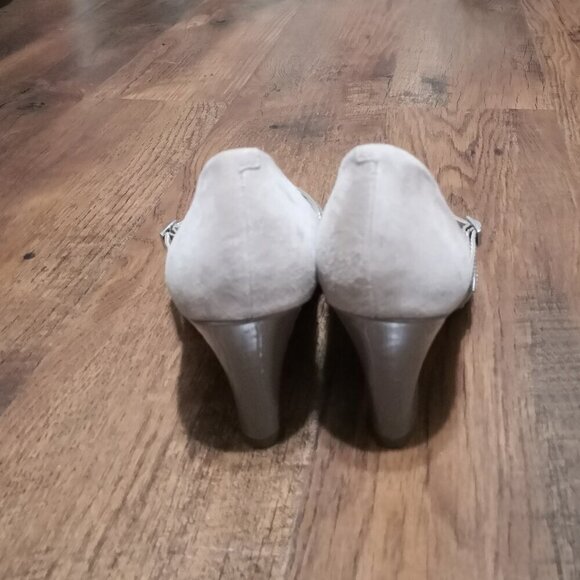 Giani Bernini Velma Memory Foam MaryJane Heels Beige Size 8M - Picture 3 of 6